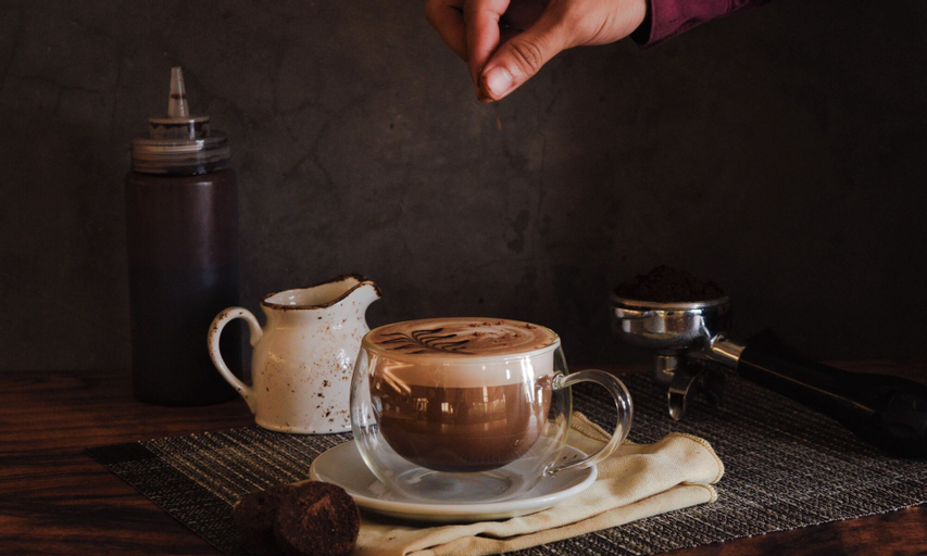 Food & Drinks 27