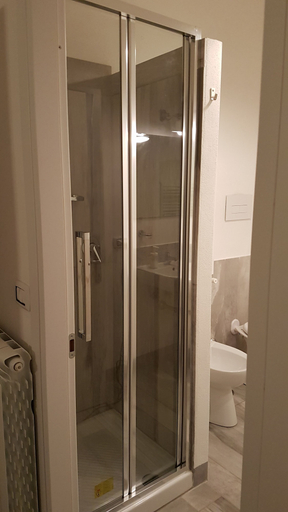 Bathroom 5, Il Miracolo B&B, Napoli