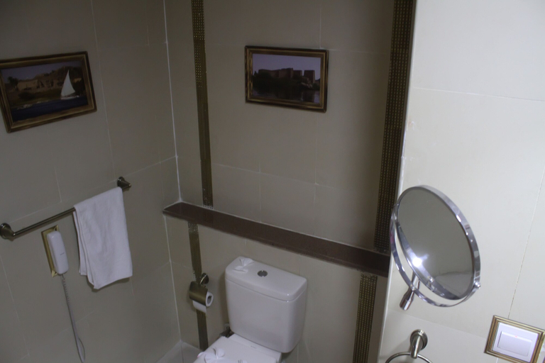 Bathroom 2, Elite Pyramids view, Al-Ahram