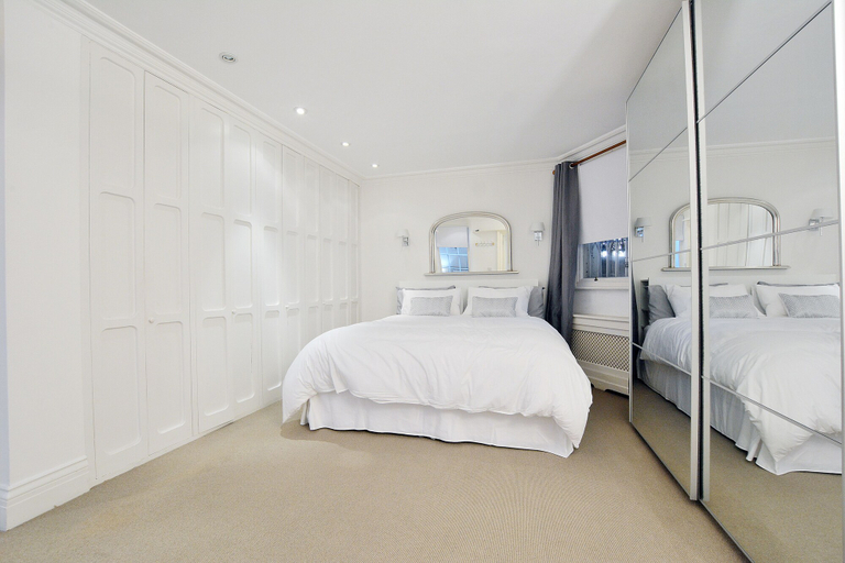 Bedroom 2, Rutland Gardens Apartment, London