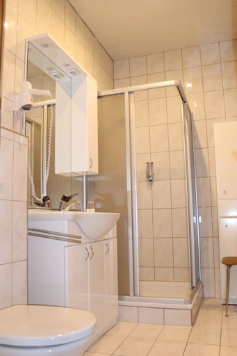Bathroom 3, Hotel Rupertihaus, Spittal an der Drau
