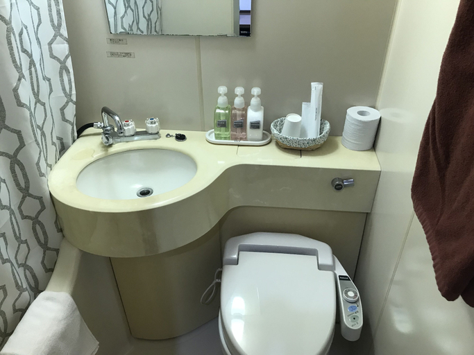 Bathroom 3, Biz Hotel Kiiyura, Yura