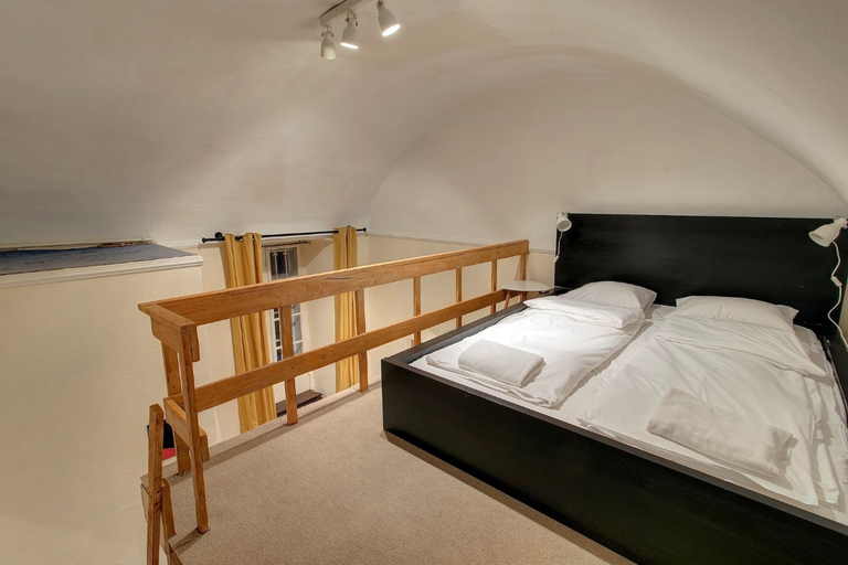 Bedroom 2, Central Ernesto, Budapesti