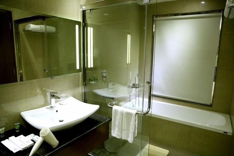 Bathroom 4, Hotel Shakti Continental, Anugul