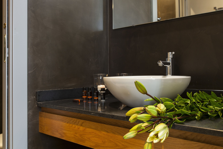 Bathroom 4, Kare No Apartments by Sitges Group, Barcelona