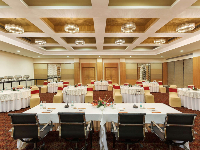 Business Facilities