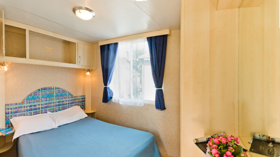Bedroom 3, Campeggio del Garda, Verona