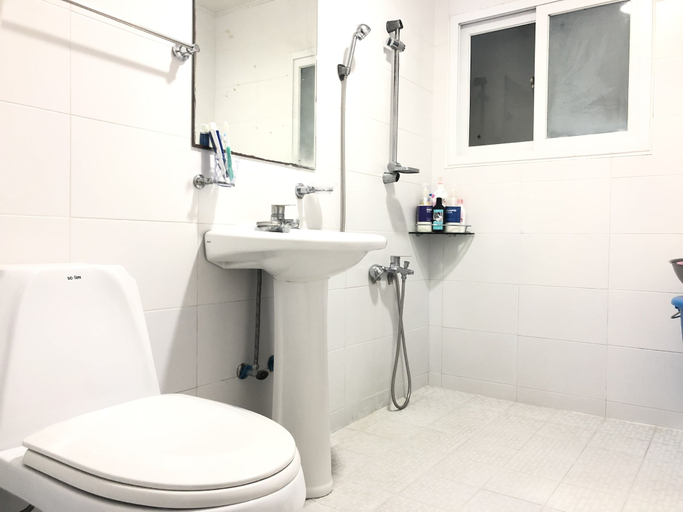 Bathroom 4, Slow Citi Guesthouse - Hostel, Seogwipo
