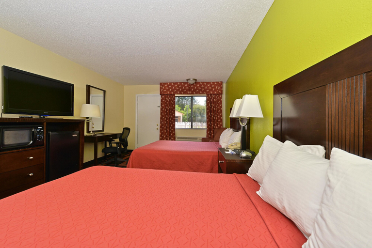 Bedroom 2, Americas Best Value Inn Canton, NC, Haywood