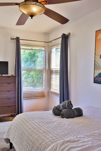 Bedroom 3, Hipster Haven, San Diego