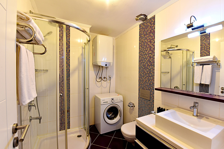 Bathroom 5, Royal Palm Residence, Bodrum