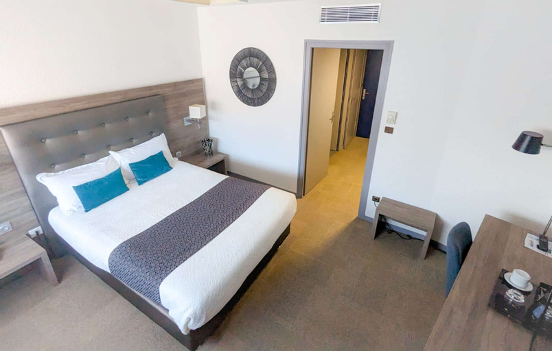Bedroom 23
