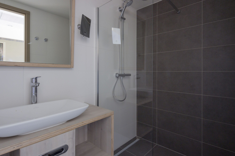 Bathroom 4, Mercure Blankenberge, West-Vlaanderen