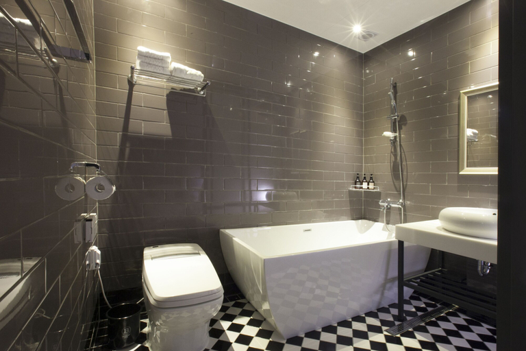 Bathroom 4, Brown Dot Hotel, Gimhae