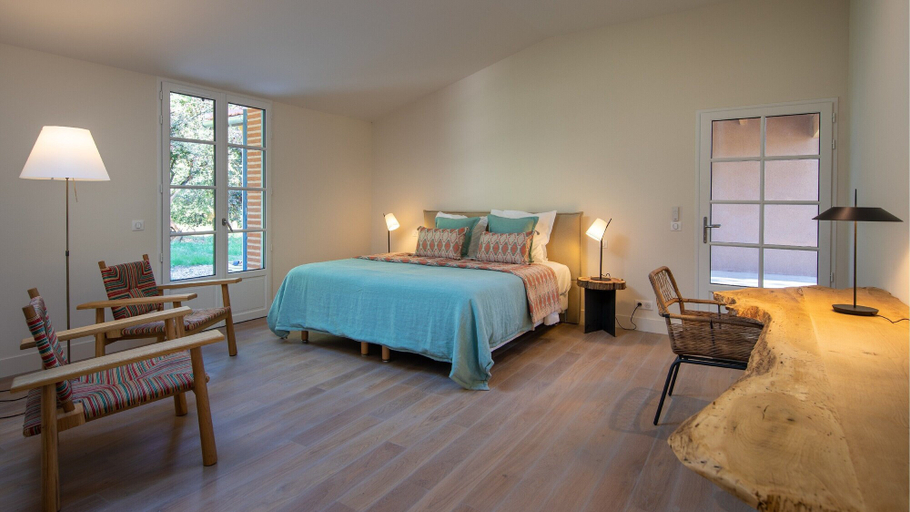 Bedroom 5, Domaine du Buc  Les Gites de Prestige, Tarn