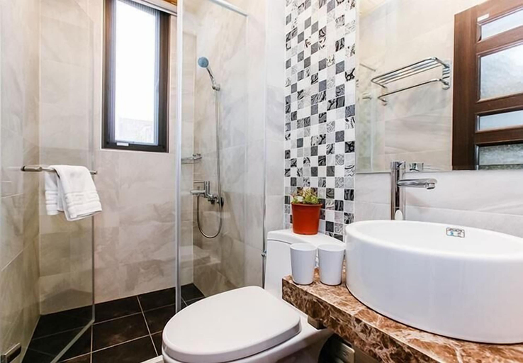 Bathroom 2, Travel Mind, Hualien