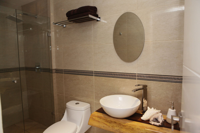 Bathroom 4, IRIS Studios & Apartments, Cozumel