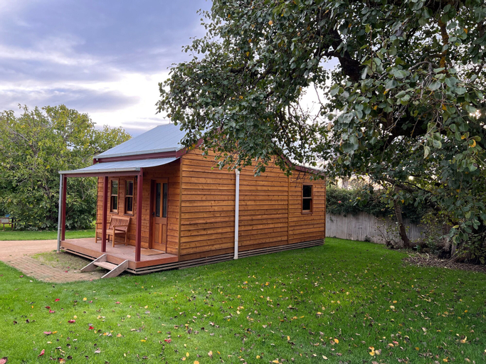 Others 5, Willunga Gallery Cabins, Adelaide