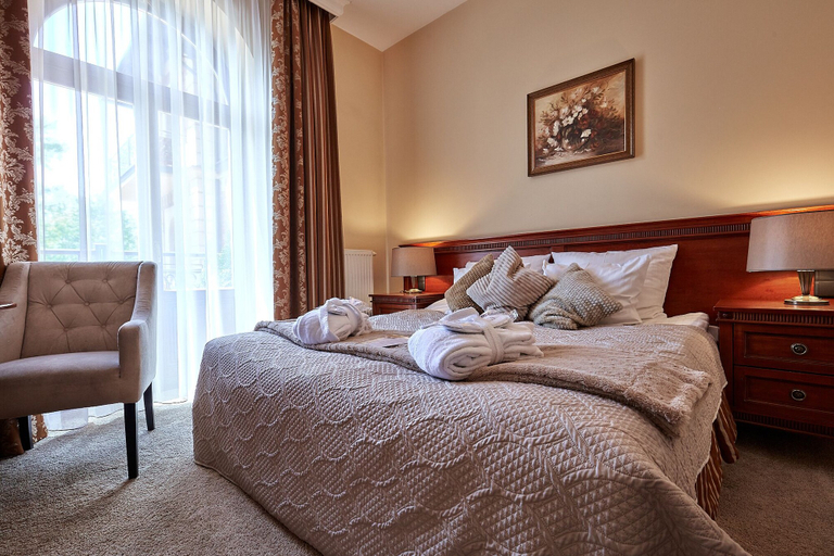 Bedroom 3, Grand Hotel Stamary Wellness & Spa, Tatra