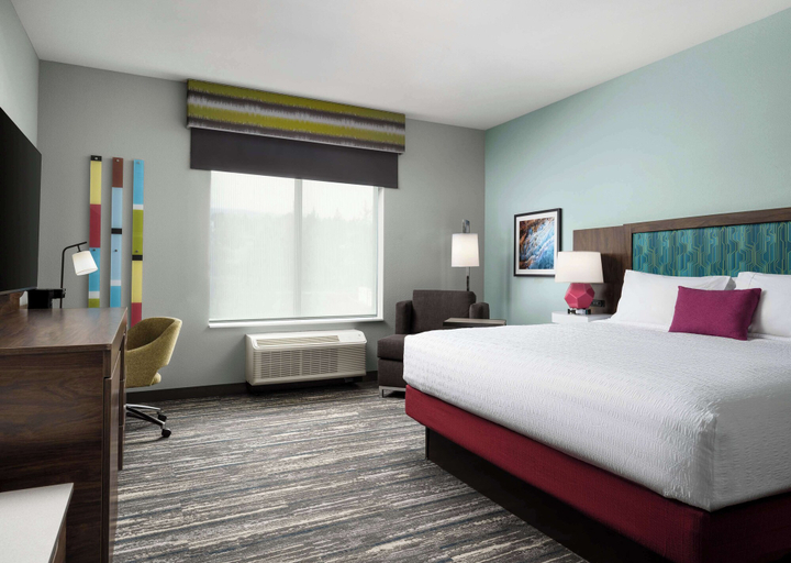 Bedroom 4, Hampton Inn Redmond Bend Airport, OR, Deschutes