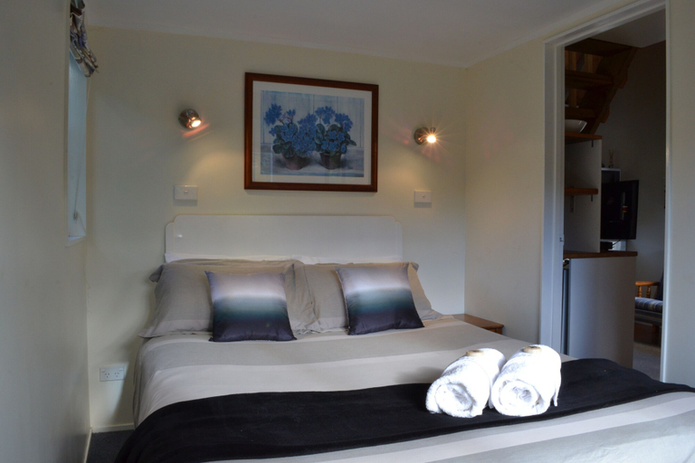 Bedroom 2, Te Mata Lodge, Thames-Coromandel
