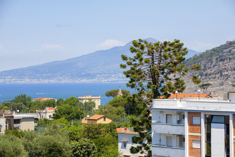 Exterior & Views 2, Alpa Suite, Napoli