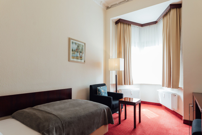 Bedroom 8