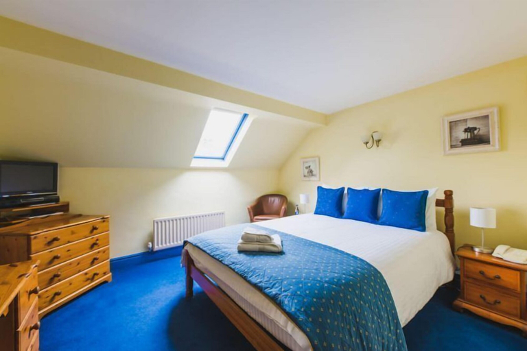 Bedroom 3, The Old Bakery Hotel, Warwickshire