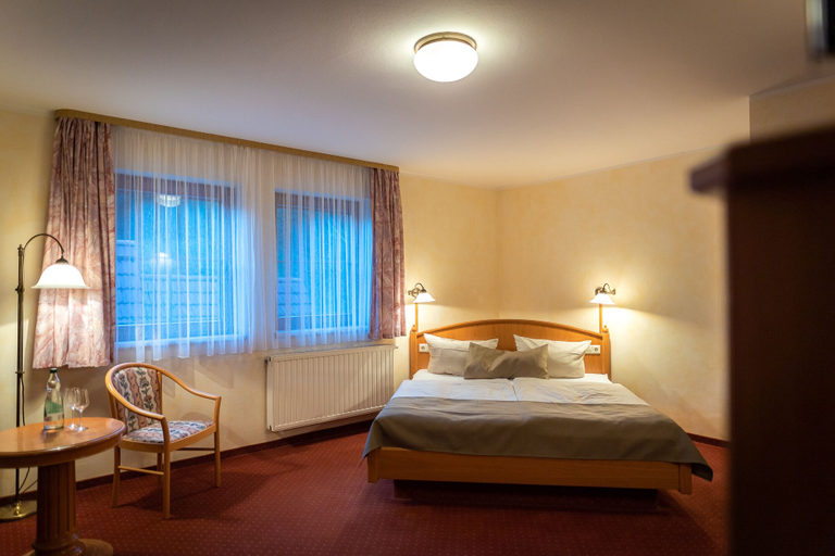 Bedroom 3, Hotel Amselgrundschlößchen, Sächsische Schweiz-Osterzgebirge