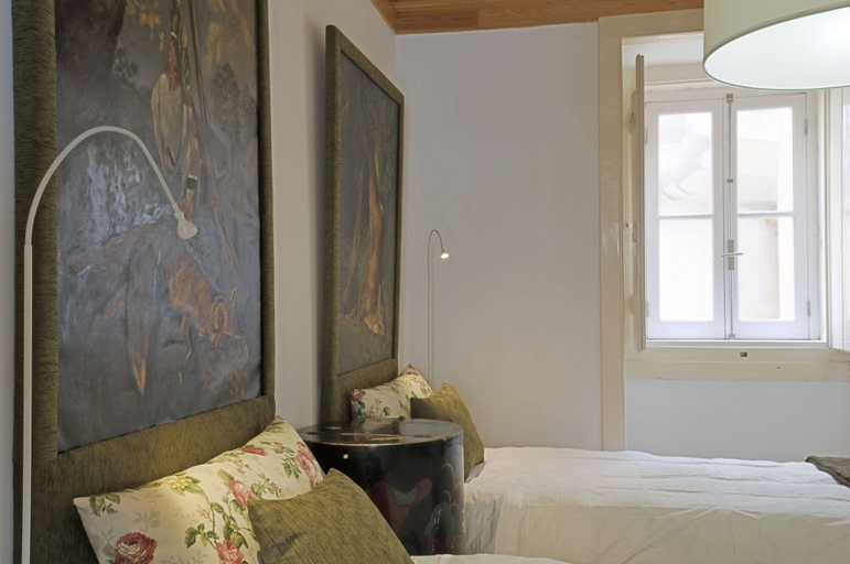 Bedroom 3, Portas do Teatro Apartments, Lisbon