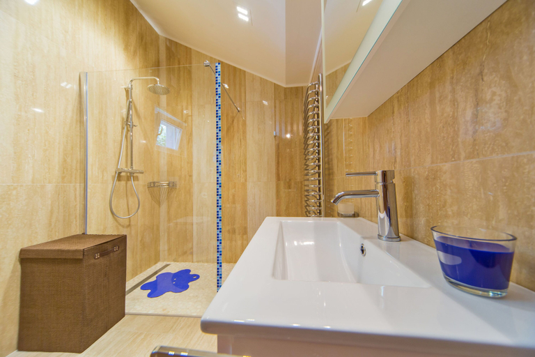 Bathroom 4, Villa Mlini, Župa Dubrovačka