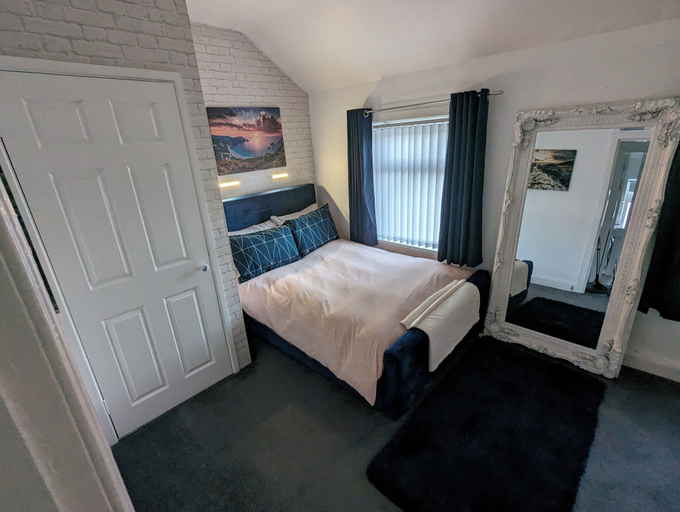 Bedroom 3, Fantastic Location to Ebrington Sq and City Centre, Derry and Strabane