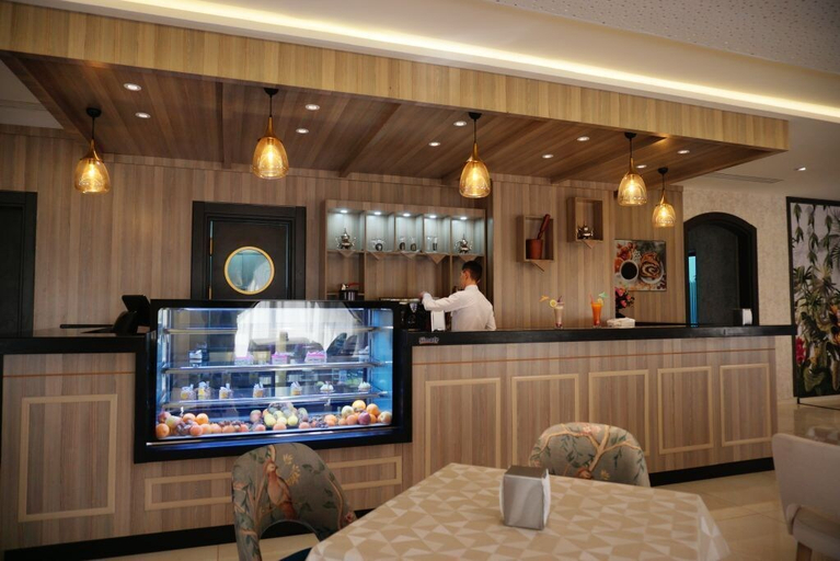 Food & Drinks 4, Lynatel Palace, Ouargla