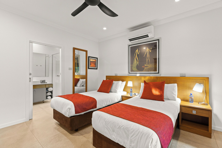 Bedroom 8