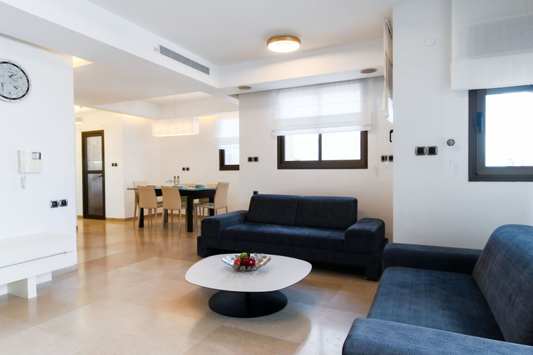 Others 5, Comfort & Balcony near Beach by FeelHome