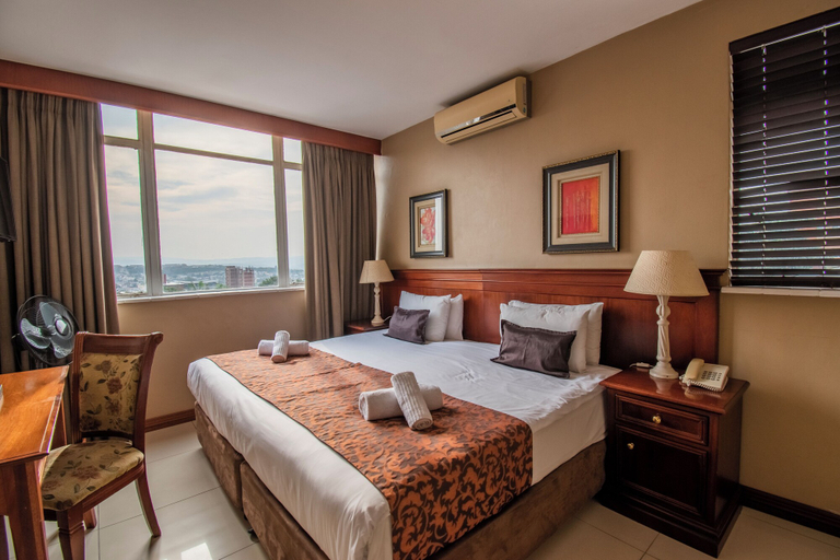 Bedroom 3, Emakhosini Hotel on East, eThekwini
