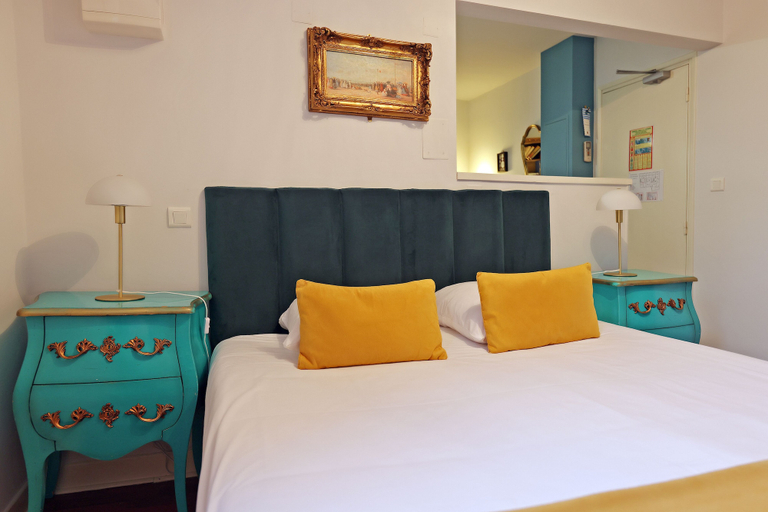 Bedroom 4, Hotel Les Pasteliers, Tarn