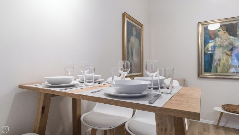 Others 5, Italianway - Dei Transiti 7, Milano