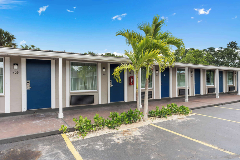 Travelodge by Wyndham Kissimmee/Orlando, Osceola