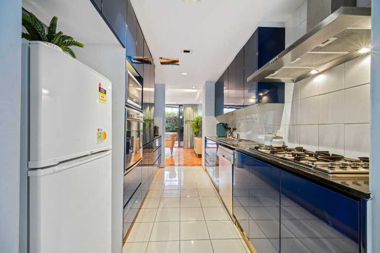 Others 5, Terrace Living in the Heart of Sydney, Sydney