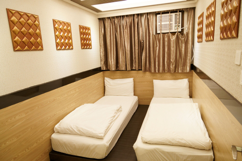 Bedroom 11