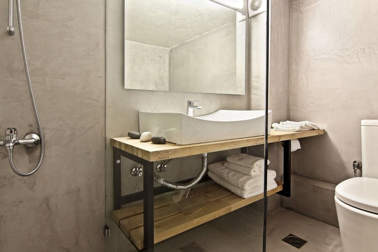 Bathroom, Central Apartment Glyfadas, Attica