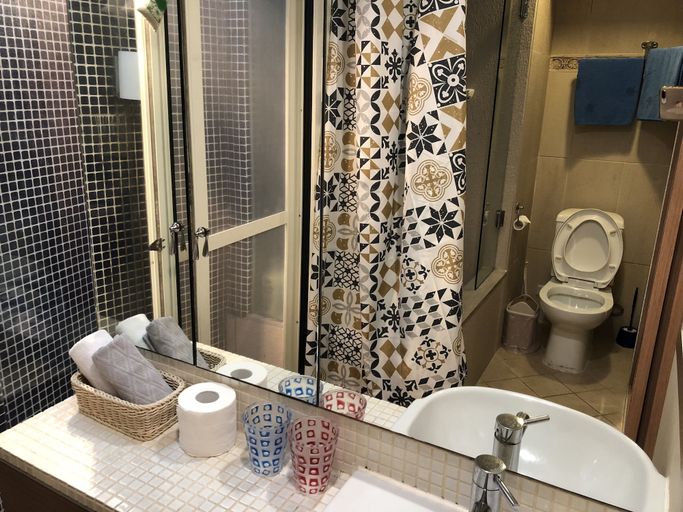 Bathroom 4, Dongqu Light Inn, Taipei City