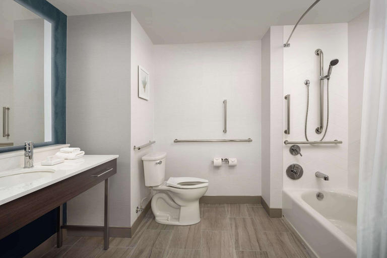 Bathroom 4, Hampton Inn Delray Beach, Palm Beach