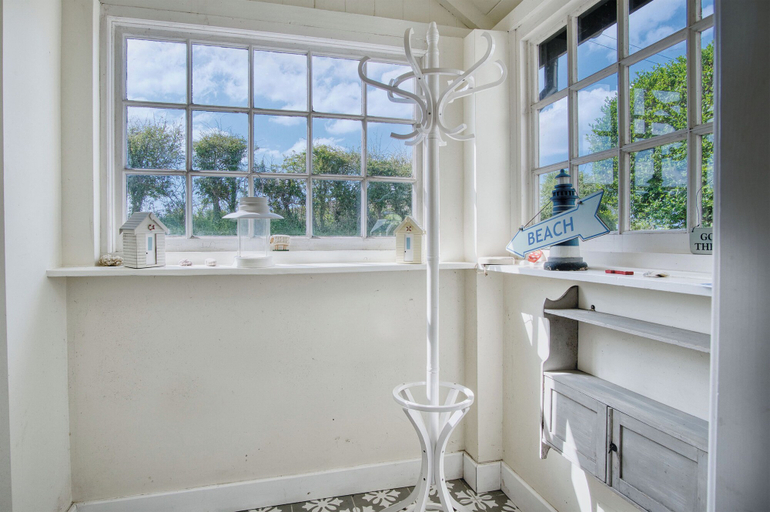Bathroom 3, Dollars Cottage - 4 Bed - Llangennith, Swansea
