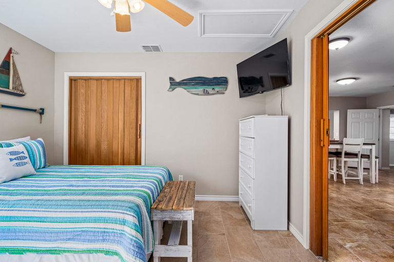Bedroom 2, Bliss on the Bay, Aransas