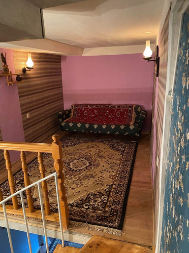 Bedroom 5, 35 Arsena St, Gardabani