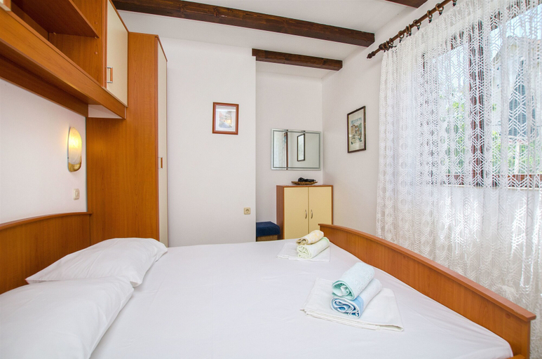 Bedroom 3, Apartments Vojka, Milna