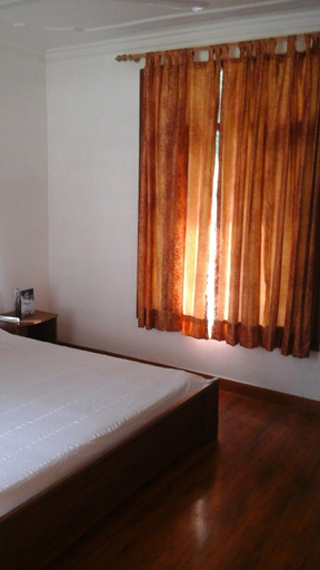 Bedroom 3, Hotel Dev Cottage, Kangra