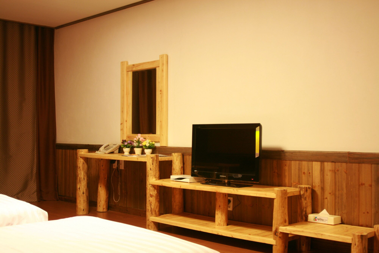 Bedroom 3, Springdale, Seogwipo